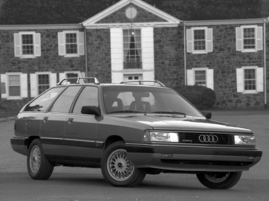  Audi 200 Avant Quattro (44, 44Q) 1988 года  (NA) (фото 2 из 3)